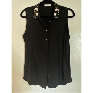 NWOT Equipment blouse embellished collar